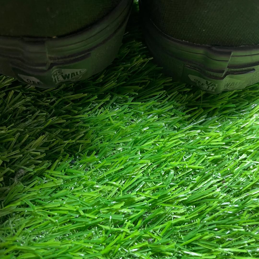 Black Vans High Top(Size 40 / 8.5)