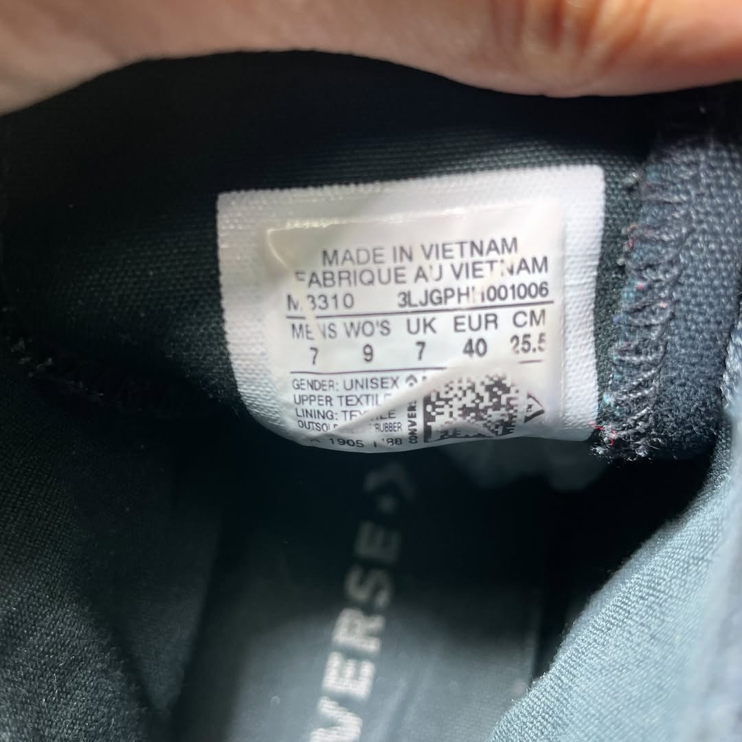 Black Converse High Top (Size 40 / 8.5)