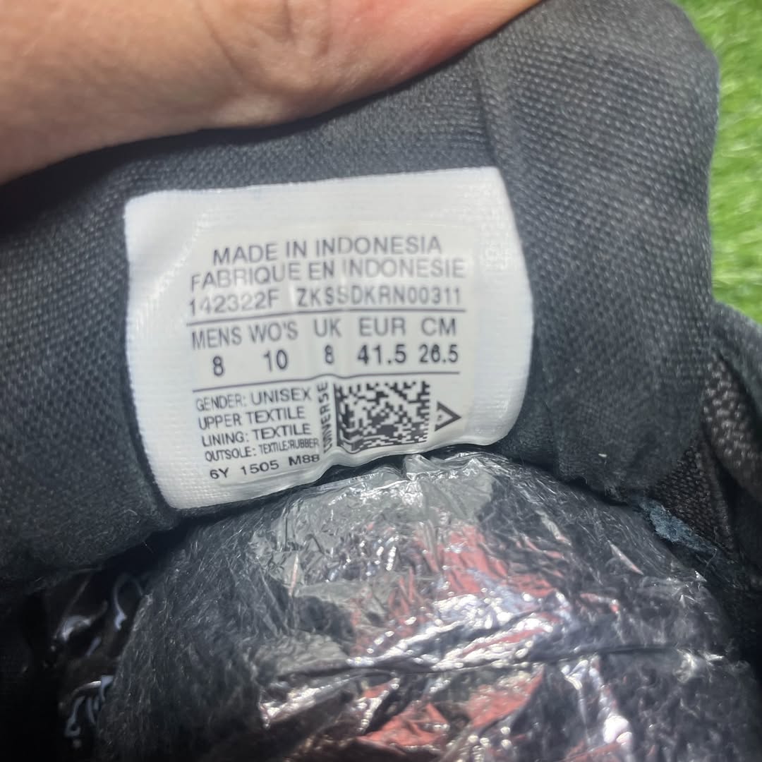 Black Converse High Top (Size 41.5 / 9.5)