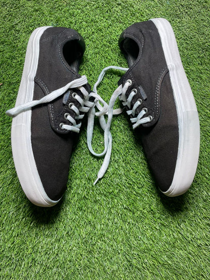 Black Vans Low Top (42.5 / 8.5 )