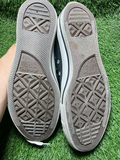 Black Converse Low Top ( 41.5-42 / 7.5 )