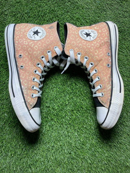 Orange Converse High Top ( 41.5-42 / 7.5 )