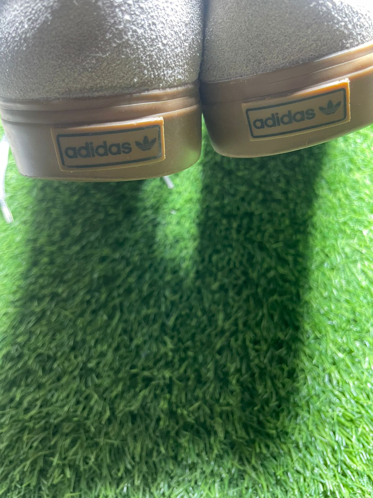 Grey Ad!das Low Top ( 45 - 11 )