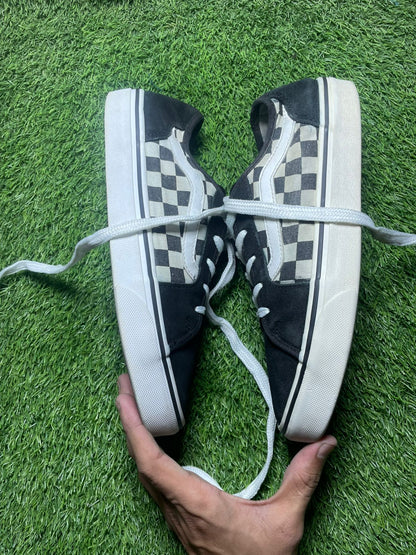 White Vans Low Top ( 39 / 6 )