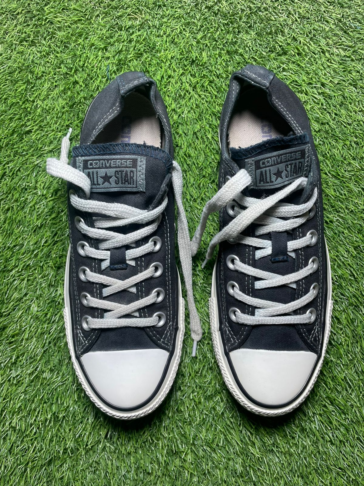 Black Converse Low Top (37.5 - 38 / 5)