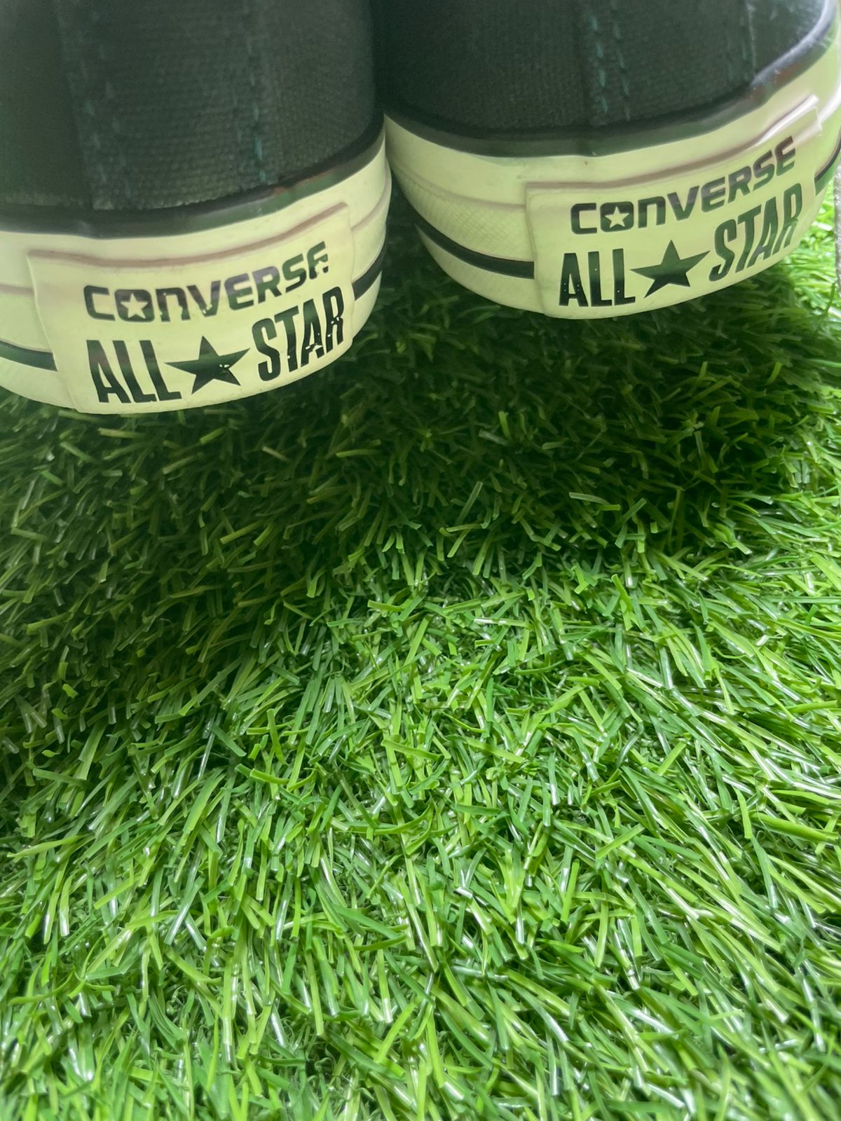Black Converse Low Top (37.5 - 38 / 5)