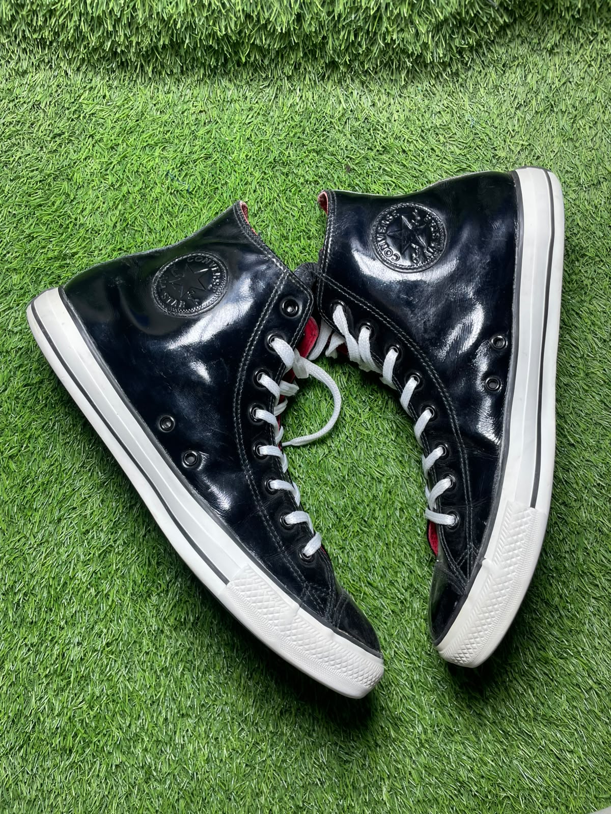 Black Converse High Top (46.5 / 11 )