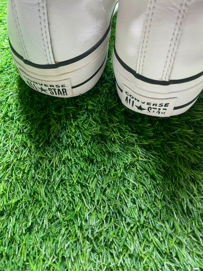 WHITE Converse High Top ( 41 / 7.5 )