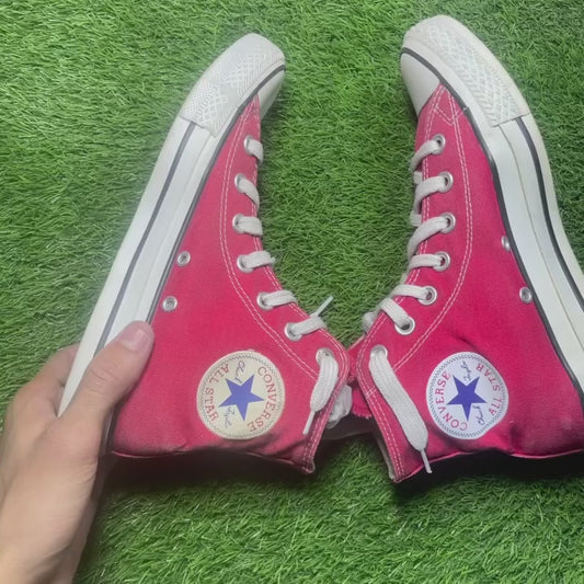 Red Converse High Top (38 / 7)