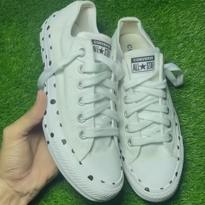 White Converse Low Top(Size 39 / 8)