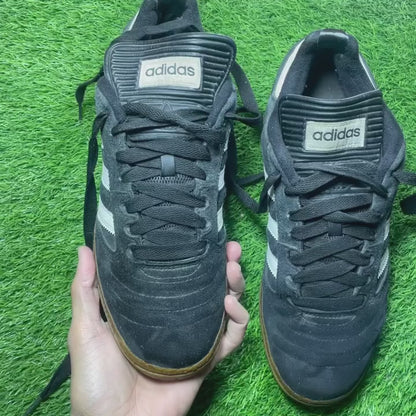 Orginal Adidas Shoes Size (43.5)