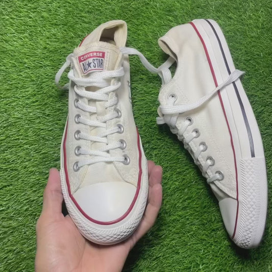 Beige Converse Low Top (42 / 10)