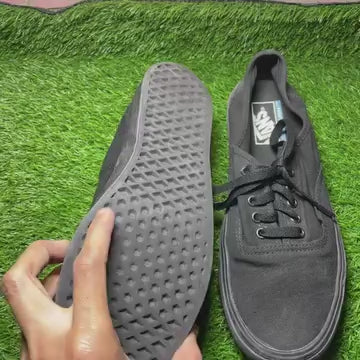 Black Vans Low Top (Size 42 / 10)