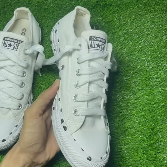 White Converse Low Top(Size 39 / 8)
