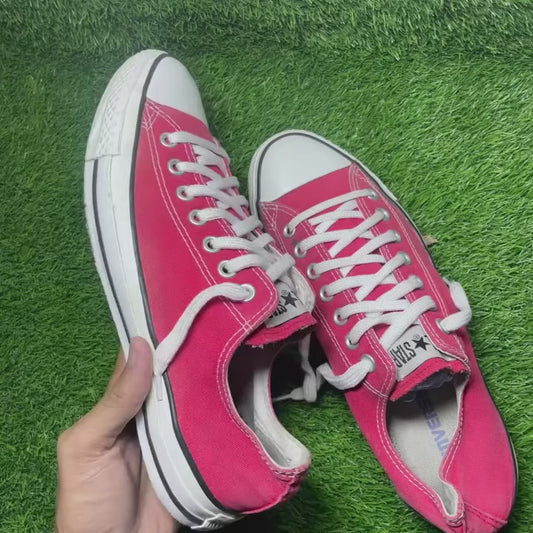 Red Converse Low Top(43 / 11)