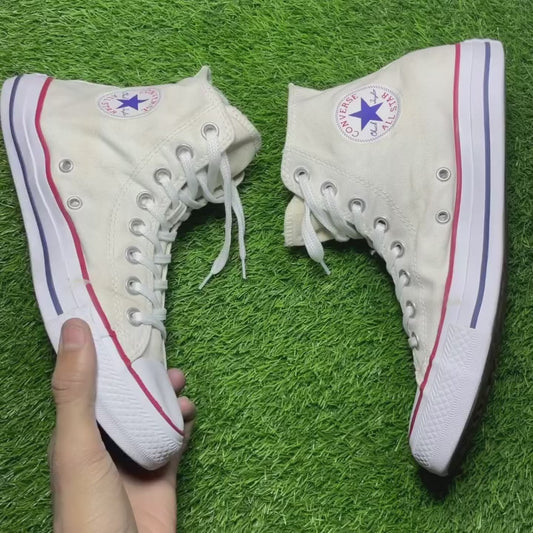 Beige Converse High Top (41 / 9)