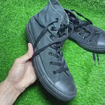 Black Converse High Top(Size 39 / 8)