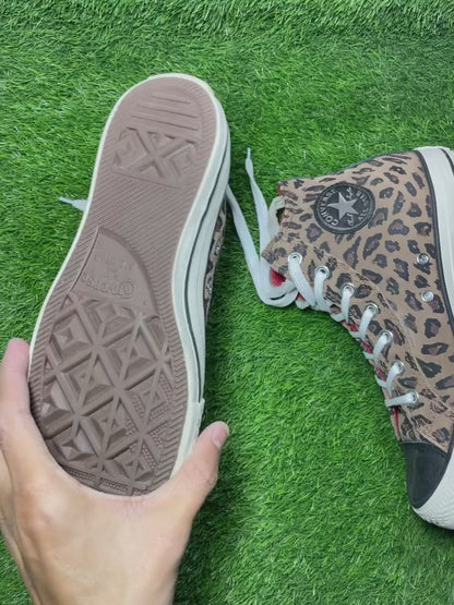 Cheetah Converse High Top (39 / 8)