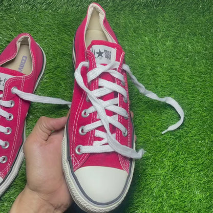 Red Converse Low Top (Size 40 / 8.5)