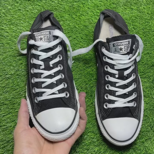 Converse Low Top (42 / 10)