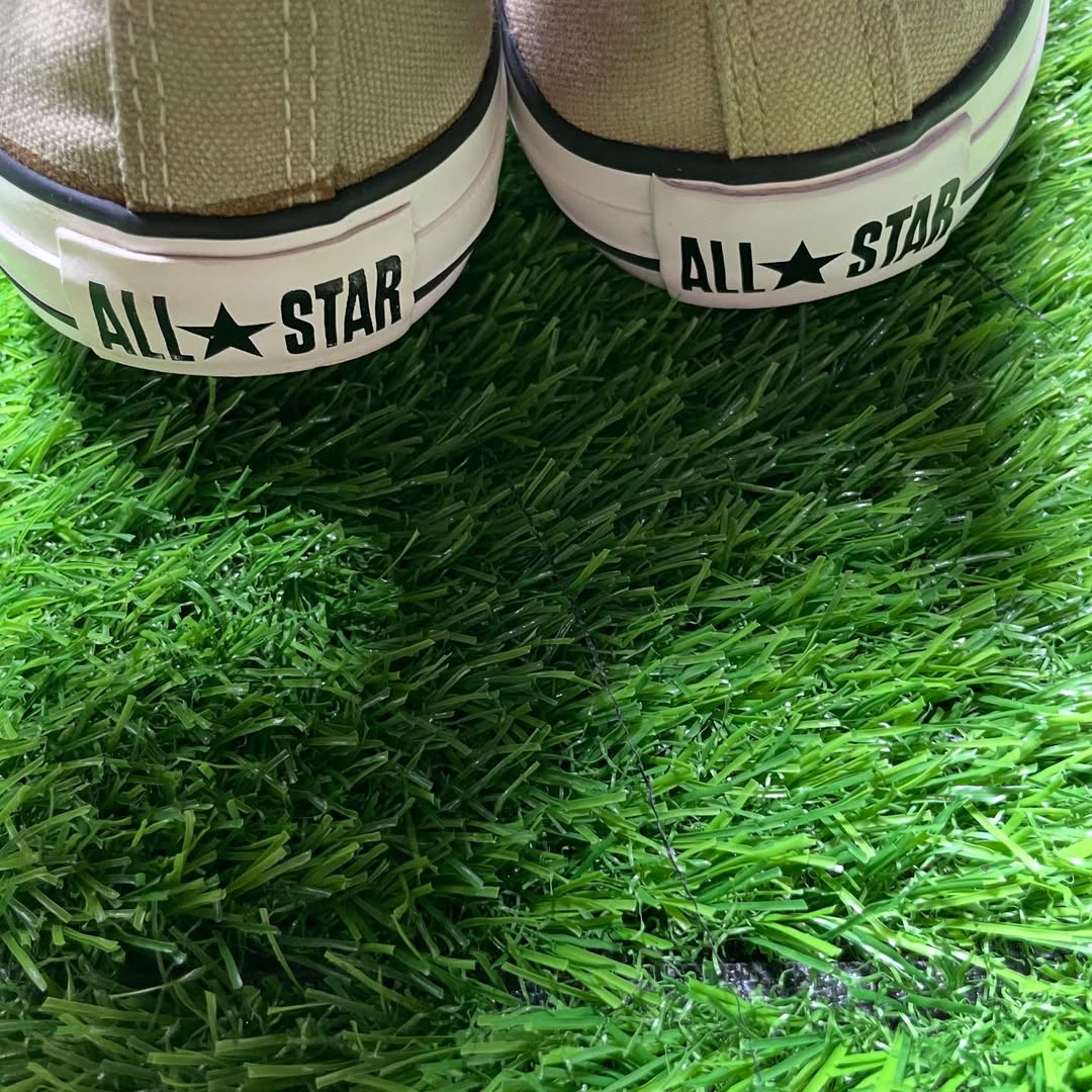 Beige Converse High Top(Size 39 / 8)