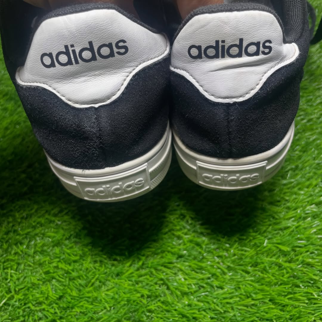 Original Adidas Shoes Size (40)