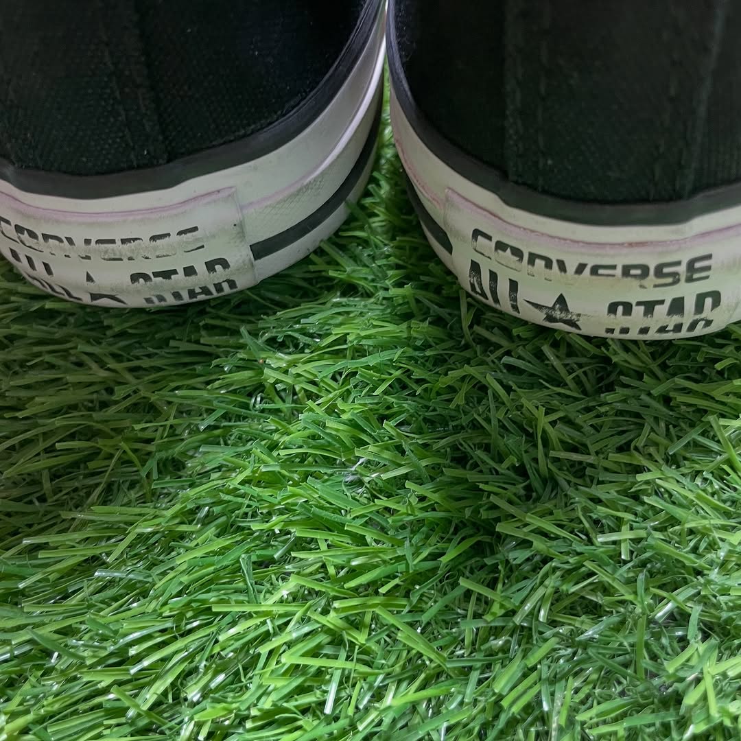 Black Converse High Top (39 / 8)