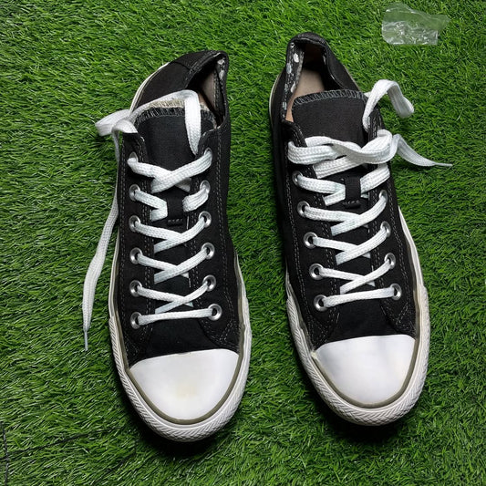 Black Converse Low Top (41.5  / 9.5)