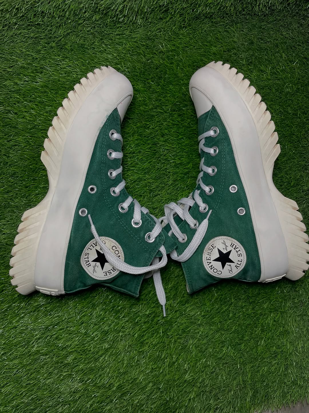 Green Converse High Top (37 / 6)