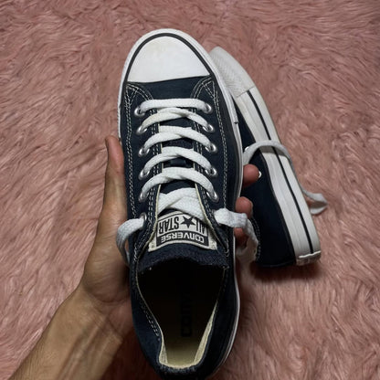 Black Converse Low Top(Size 39 / 8)