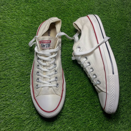 Beige Converse Low Top (42 / 10)