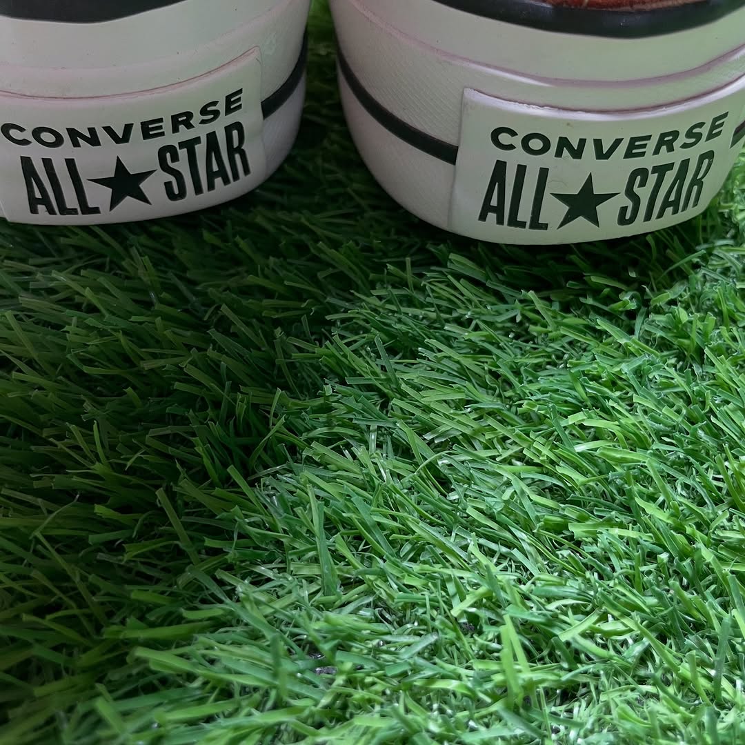 Beige Converse High Top (37.5 / 6.5)