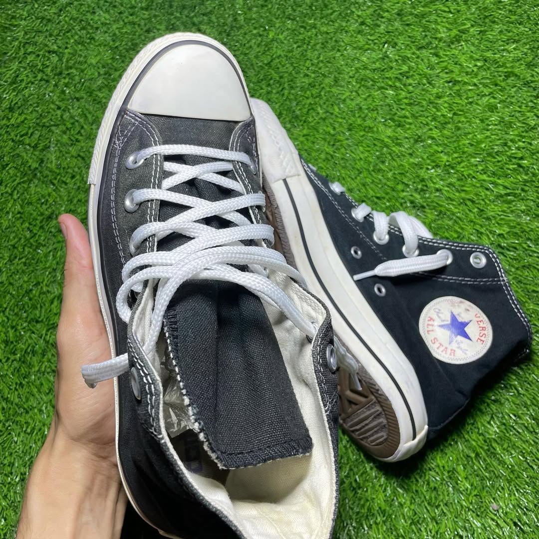 Black Converse High Top (Size 39 / 8)