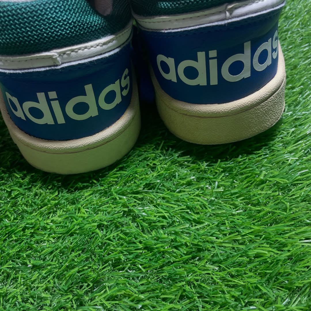 Original Adidas Shoes Size (41.5)