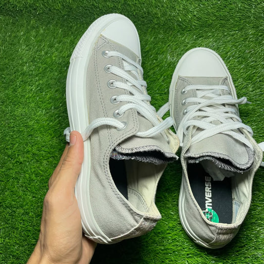 Gray Converse Low Top(Size 39 / 8)