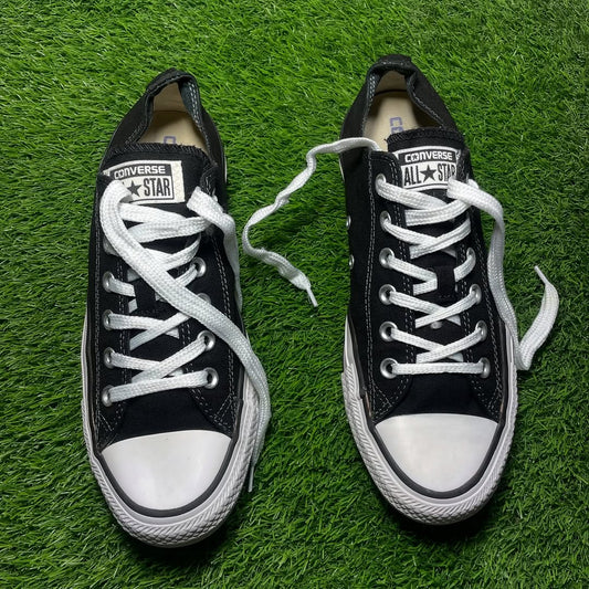 Black Converse Low Top(40  /8.5)