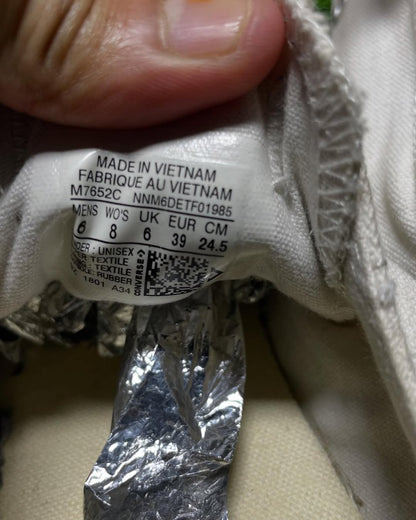 White Converse Low Top(Size 39 / 8)