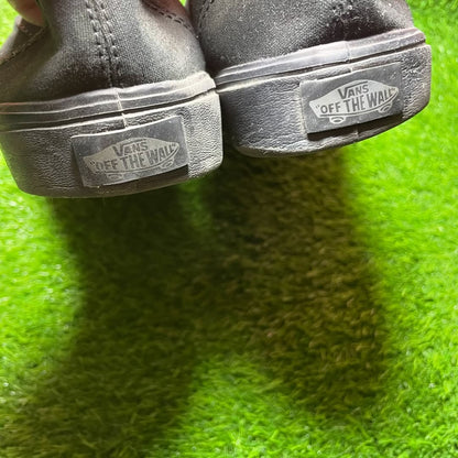 Black Vans Low Top (Size 42 / 10)