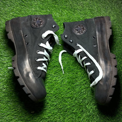 Converse High Top (Size 39 / 8)