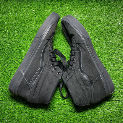 Black Vans  High Top(Size 40 / 8.5)