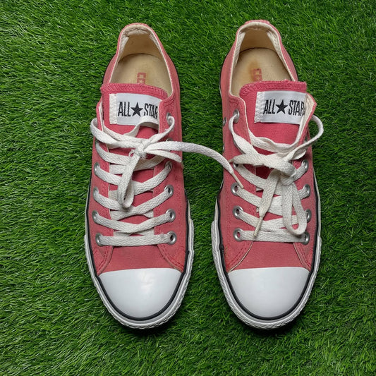 Pink Converse Low Top (39.5 / 8)