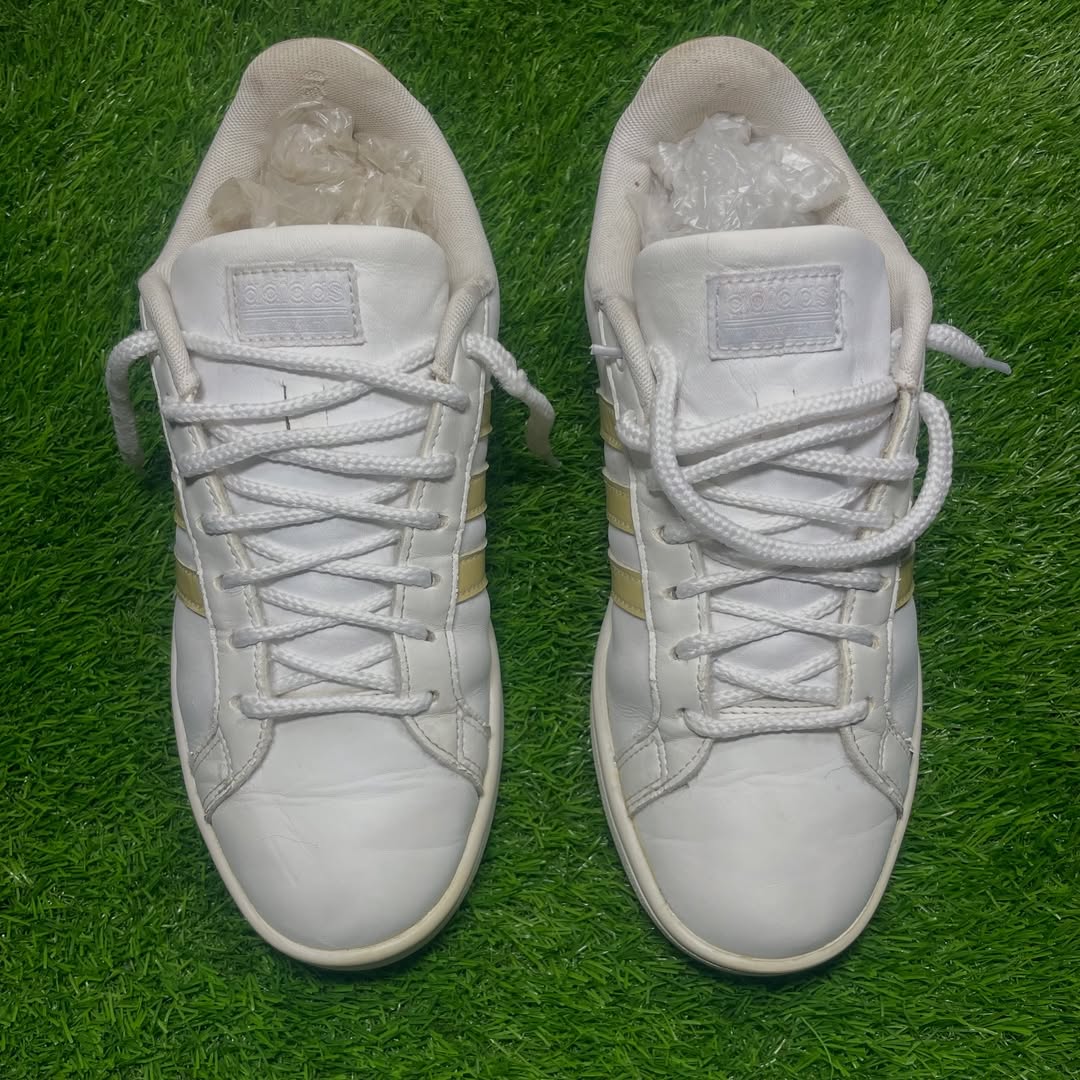 Original Adidas Shoes Size (40)