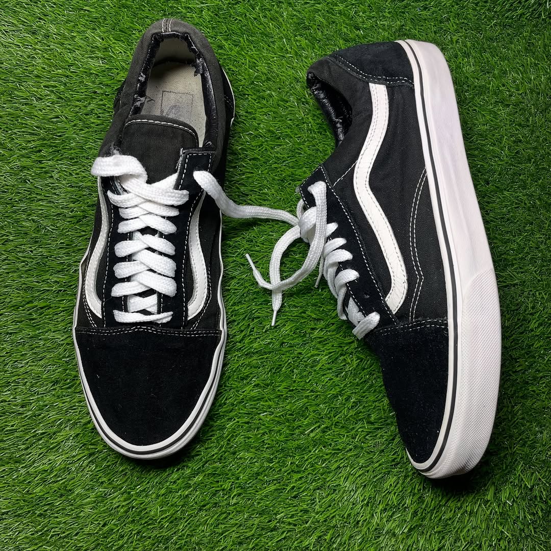 Black Vans Low Top (46 / 14)