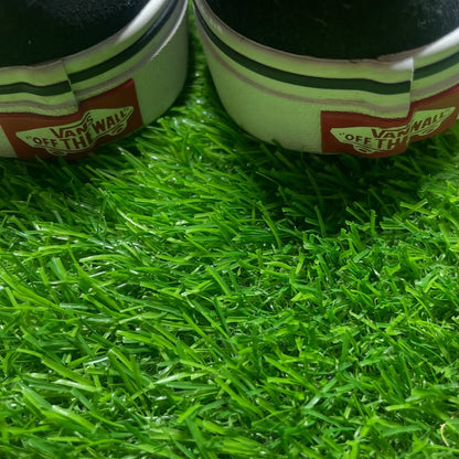 Black Vans Low Top (41 / 9)
